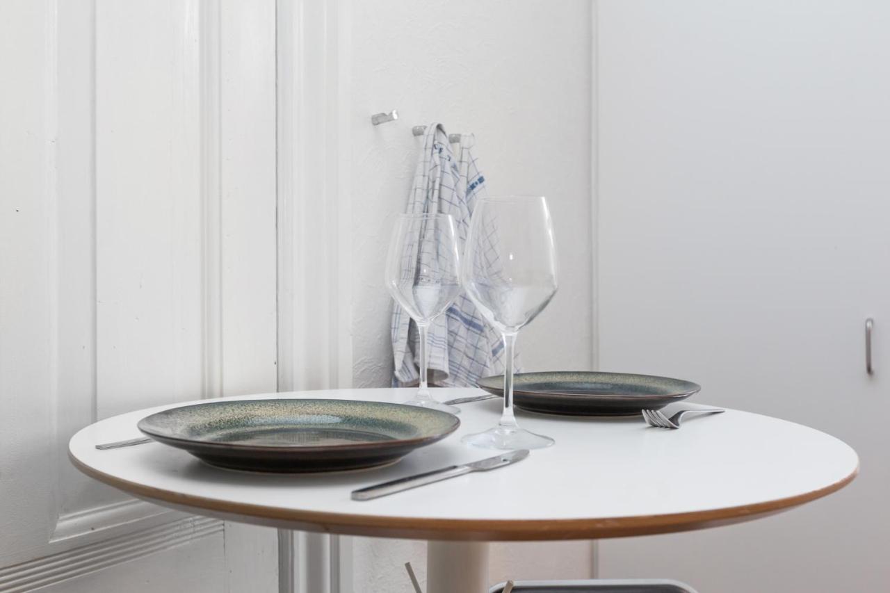 5 Min Fra Banegarden - Plads Til 4-Personer Apartment Олбор Екстериор снимка