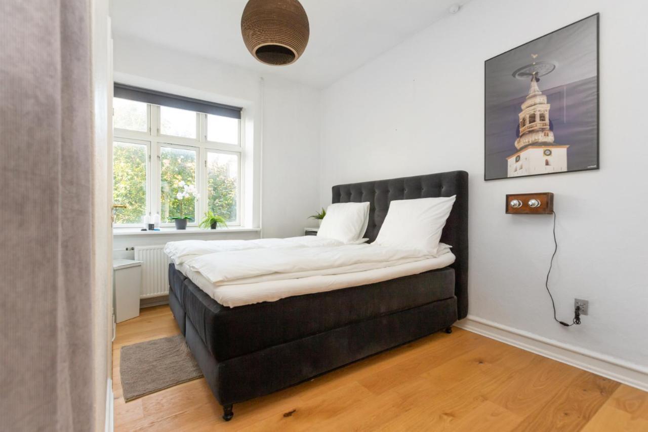 5 Min Fra Banegarden - Plads Til 4-Personer Apartment Олбор Екстериор снимка
