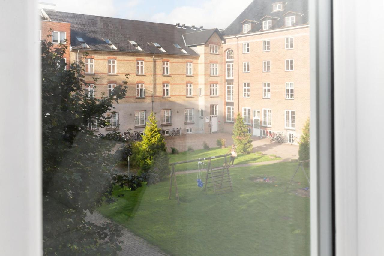 5 Min Fra Banegarden - Plads Til 4-Personer Apartment Олбор Екстериор снимка